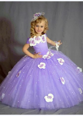 Vestido de graduación en púrpura de jardín de infantes