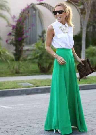 חצאית ארוכה חצי שמש ירוקה