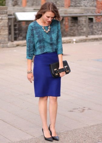 Ravna suknja u plavoj boji