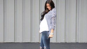 Maternity ripped jeans