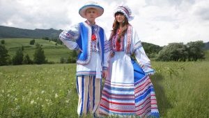 Vitryska nationaldräkt