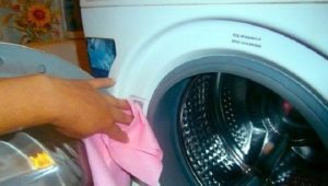 Bagaimana hendak membersihkan mesin basuh dari kotoran dan bau?