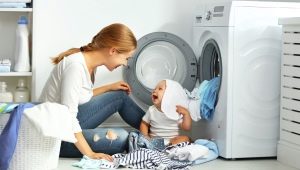 Правила за пране на дрехи за ръце и машини и други неща за дома