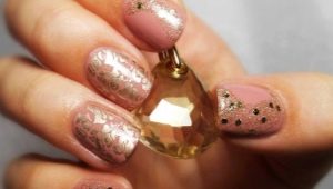 Rose-gold manicure: features and modern ideas