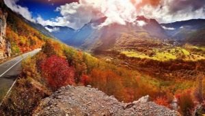 Počasí a svátky v Černé Hoře na podzim