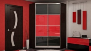 Petites armoires d'angle dans le couloir: vues, design et choix