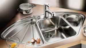 Bồn rửa kim loại cho nhà bếp: ưu và nhược điểm, loại, lựa chọn và chăm sóc