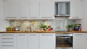 Kitchen apron panels: overview of varieties and selection tips