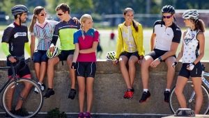 Vêtements de vélo: que se passe-t-il et comment choisir le bon?