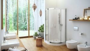 Tepsili duş kabinleri: çeşitleri, markaları ve seçenekleri