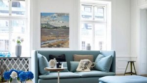 Zilie dīvāni: veidi un stilu izvēle, kombinācijas iezīmes interjerā