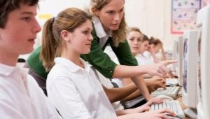 Computer science teacher: profession specifics and job responsibilities