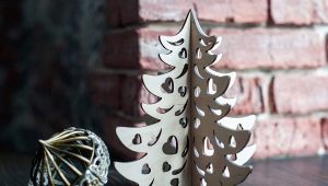 كيف تصنع شجرة عيد الميلاد من الخشب الرقائقي؟