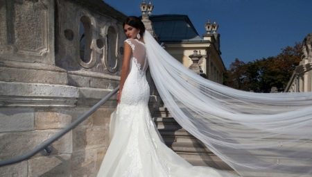 Vestuvinės suknelės iš „Crystal Design“