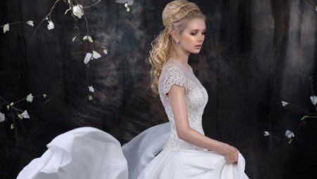 Váy cưới từ Natalya Romanova