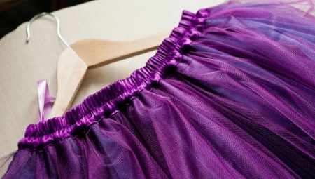 Một chiếc váy thun là một thứ phổ biến trong tủ quần áo của mọi cô gái