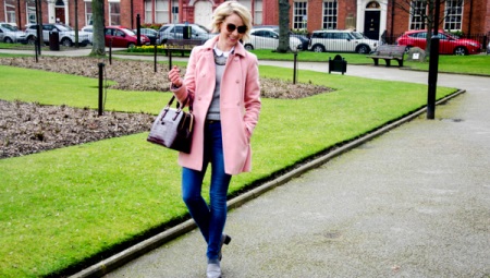 What to wear with a pink pea coat?