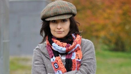 Kadın sonbahar şapkası