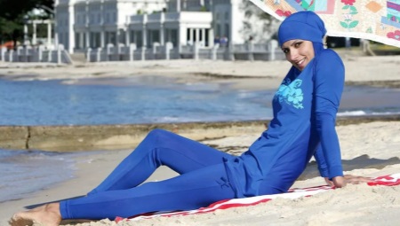 Musulmoniškas maudymosi kostiumėlis