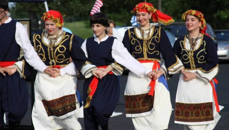Гръцки национален костюм