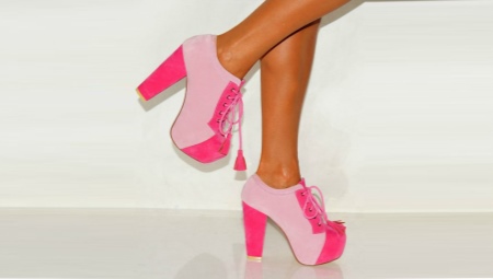 Botas cor de rosa