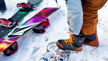 أحذية التزلج على الجليد