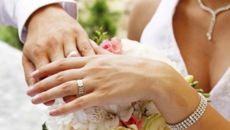 Συνδυασμένα δαχτυλίδια γάμου