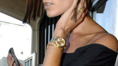 Women's gold watch with a gold bracelet