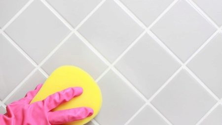 Wir reinigen das Badezimmer: Wie werden die Nähte zwischen den Fliesen gereinigt?