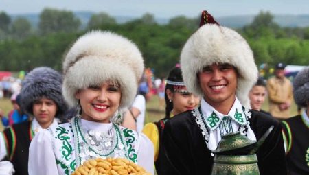 Tatarska narodna nošnja