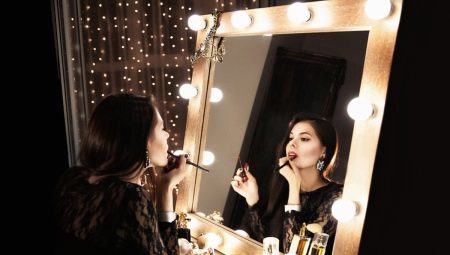 Espelhos de maquiagem: tipos e regras de escolha