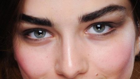 Tricks för att skapa vackra tjocka ögonbrynen