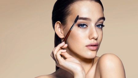 Straight eyebrows: who will fit and how to make them?