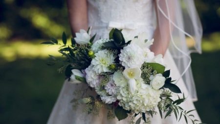 Bouquet da sposa di crisantemi: una scelta di colori e sfumature di design