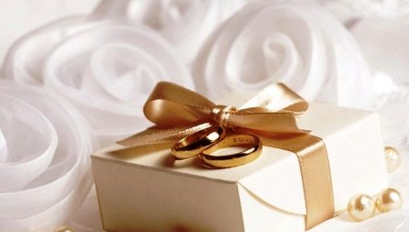 ¿Qué regalar al hijo de los padres para la boda?