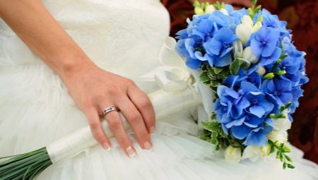 Blå bröllopsbukett: val, design och kombination med andra nyanser