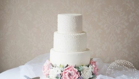 Ideas de diseño de pastel de bodas de perlas