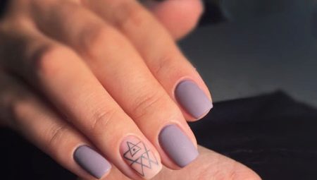 How to beautifully design a delicate matte manicure?