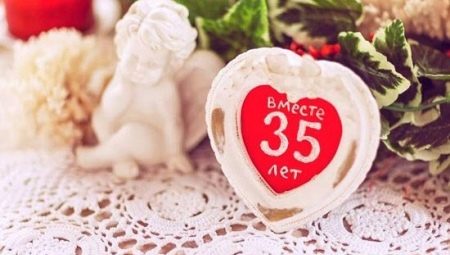 Koks yra vestuvių metinių vardas po 35 metų ir kas už juos suteikiama?