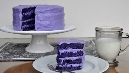 Vestuvinis tortas violetiniais atspalviais: neįprasti sprendimai ir patarimai, kaip pasirinkti