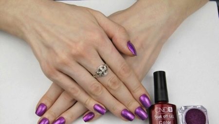 How to use a nail polish?