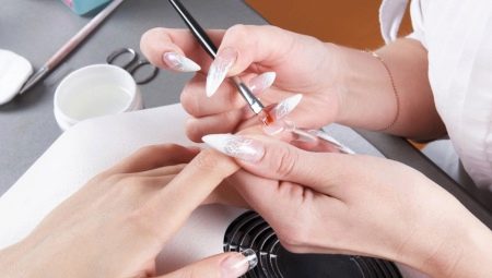 Korekta przedłużonych paznokci: cechy i zasady zabiegu