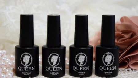 „Queen“ gelinių lakų savybės ir atspalvių paletė