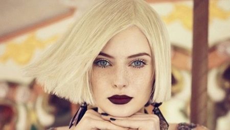 What lipstick colors are suitable for blondes?