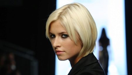 Coupes de cheveux courtes pour les blondes: tendances de la mode et règles de choix