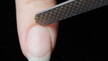 Cuticle files: types and features of use