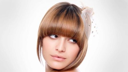 Bangs in a semicircle: varieties, performance techniques and advice from stylists