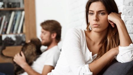 Πώς να επιβιώσουν ένα διαζύγιο από τον σύζυγό της;
