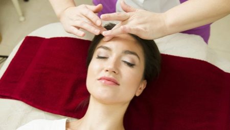 Техниката на класическия масаж на лицето