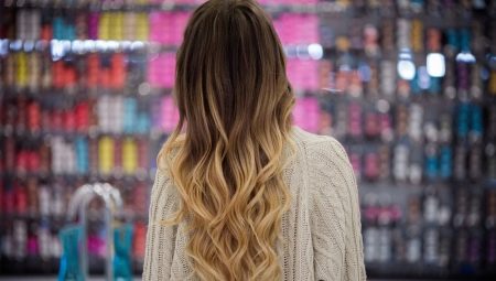 Ombre na dlhých vlasoch: typy a technika farbenia